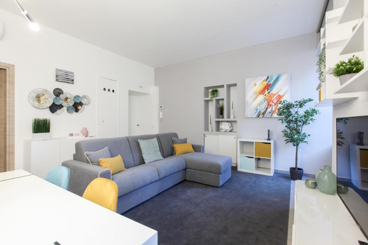 Modern Apartment Close To Shopping District Милан Экстерьер фото